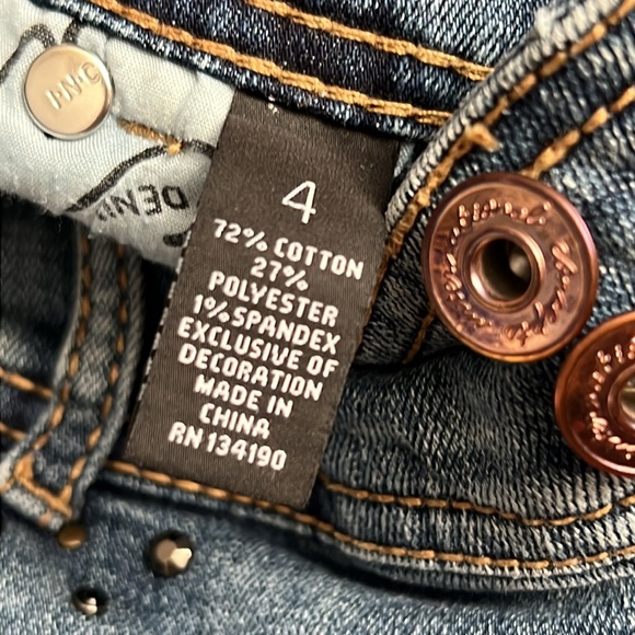 INC Denim Boyfriend Regular Fit Embellished Pocket Size 4 jeans - Picture 7 of 13